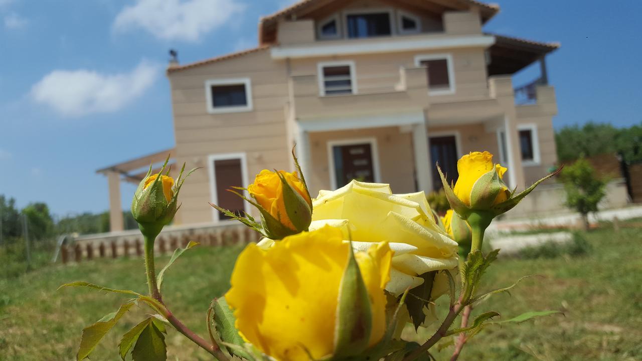 Villa Luna Kalamákion 외부 사진